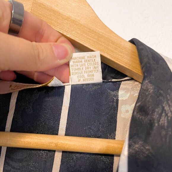 Vintage Victoria’s Secret Gold Label 90s Striped Sleep Shirt M/L - Picture 3 of 6